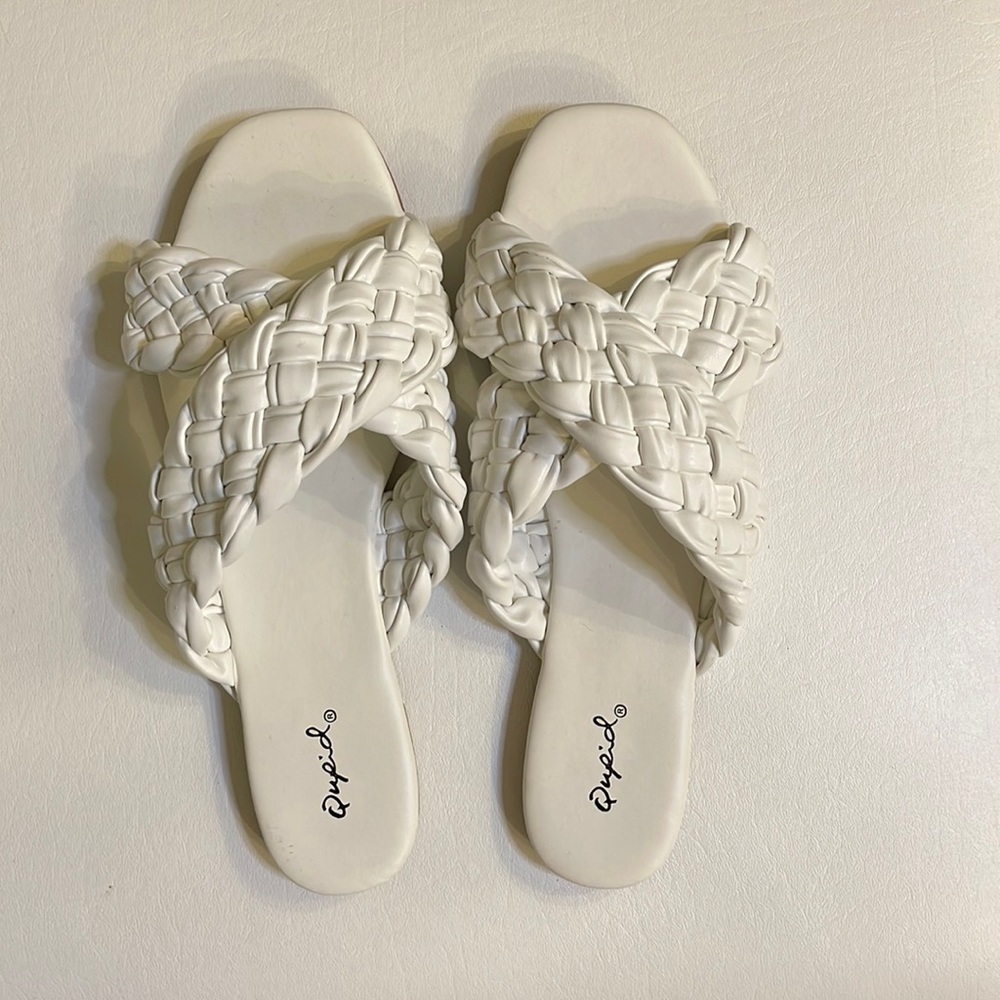 Qupid White Braided Slide Sandals - Picture 2 of 3